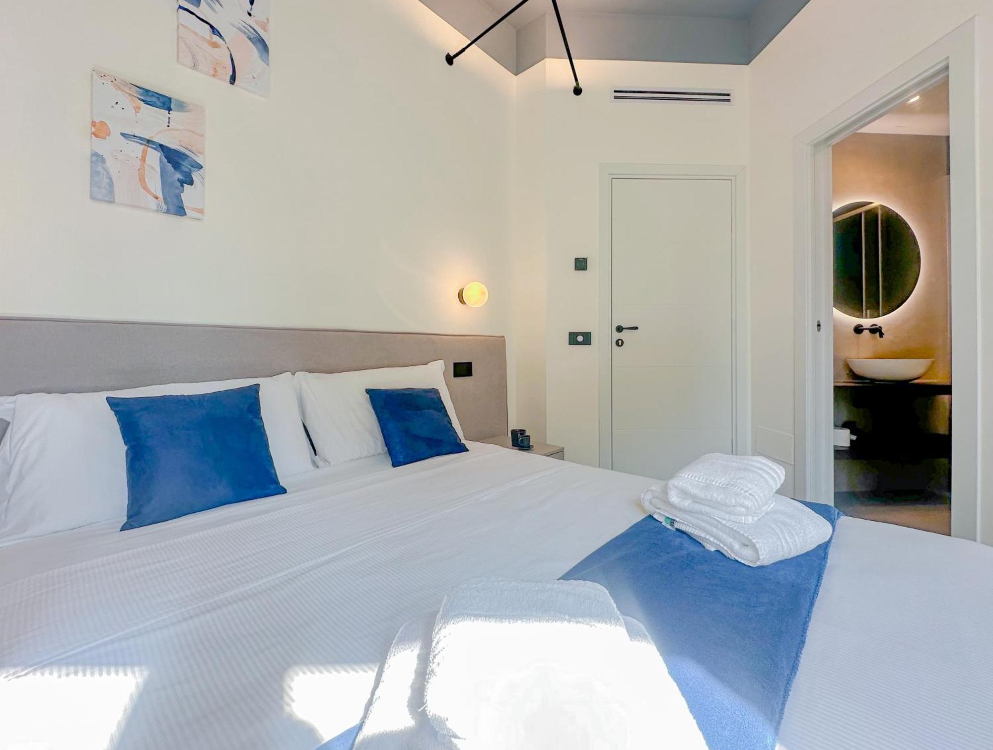 Porta Venezia - Luxy Suites - 6 Camere Милан Экстерьер фото