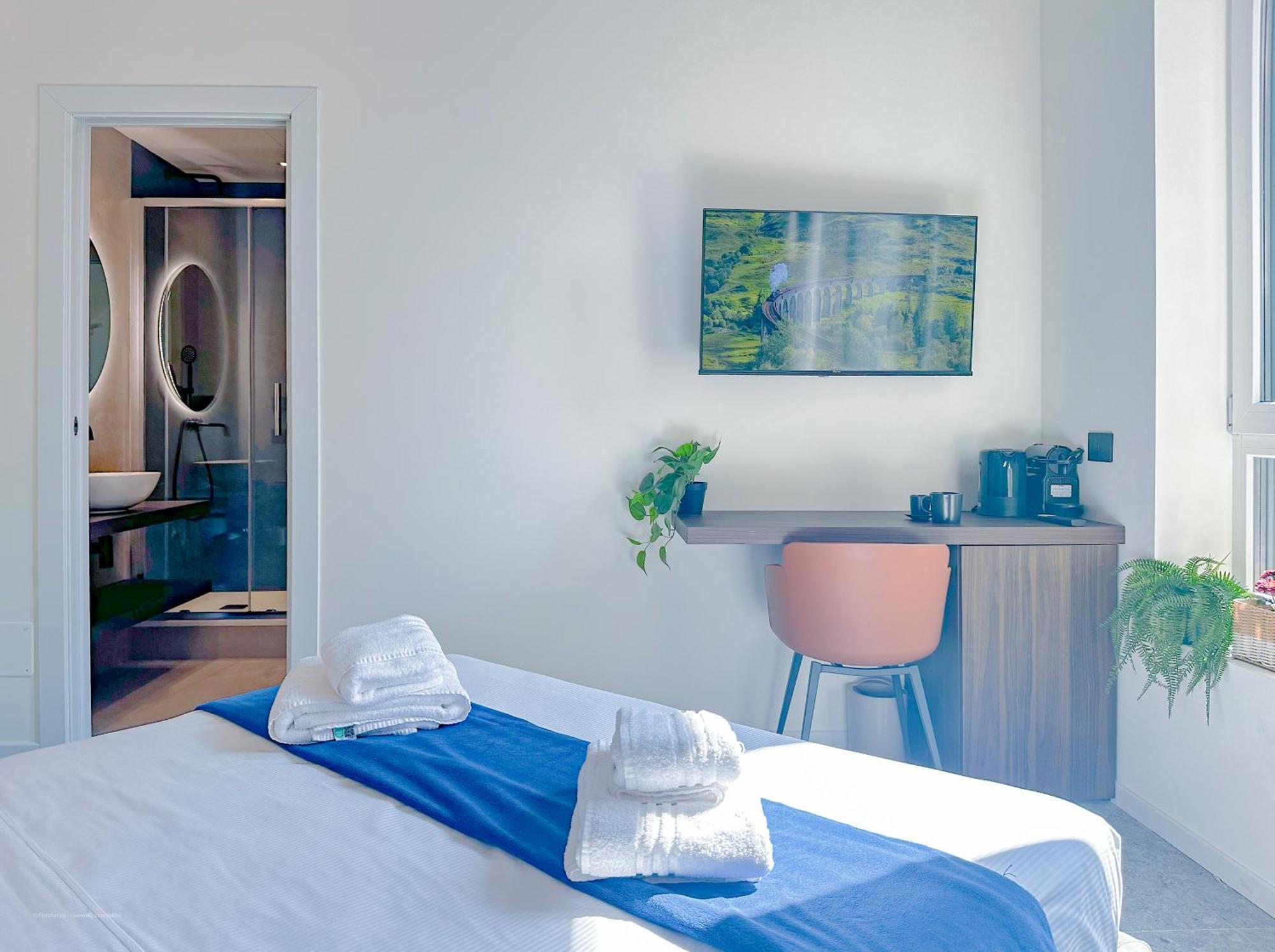 Porta Venezia - Luxy Suites - 6 Camere Милан Экстерьер фото