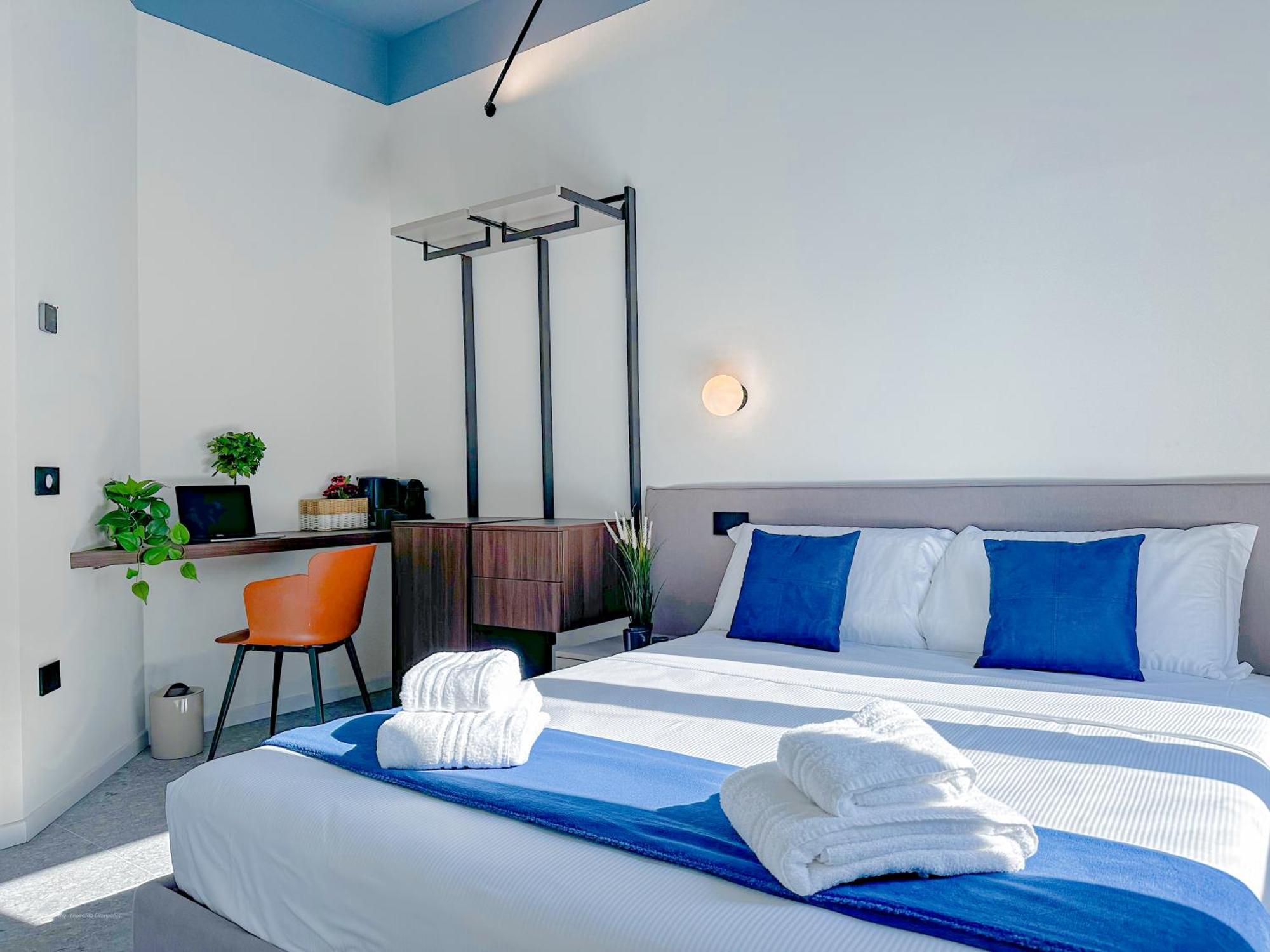 Porta Venezia - Luxy Suites - 6 Camere Милан Экстерьер фото